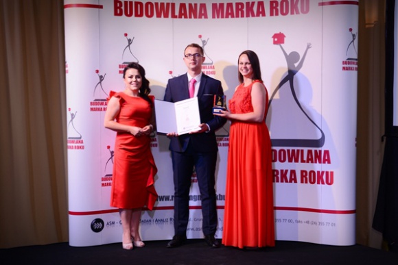 Porta Drzwi Złotą Budowlaną Marką Roku 2018 BIZNES, Firma - Marka Porta Drzwi została uznana za Złotą Budowlaną Markę Roku 2018 w kategorii „Drzwi wewnętrzne”. Znalazła się tym samym w gronie najwyżej cenionych przez profesjonalistów marek budowlanych.