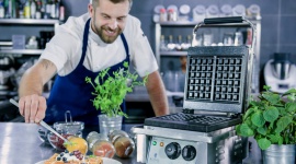 Comfort food korzystny dla restauratora BIZNES, Firma - Tradycyjne przeboje domowej kuchni szturmem podbijają restauracyjne karty dań. Dlaczego klienci nad wykwintne dania kuchni zagranicznej coraz częściej przedkładają rodzimą pomidorówkę i placek drożdżowy?