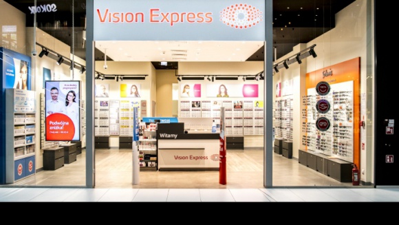 Świeże spojrzenie na dalszy rozwój Vision Express BIZNES, Firma - W 2019 roku Vision Express świętuje 25 lat działalności w Polsce, podsumowuje udany pierwszy kwartał i ogłasza otwarcie 200. salonu. Na przełomie roku stanowisko Dyrektora ds. Rozwoju i Inwestycji objęła Katarzyna Dąbrowska.