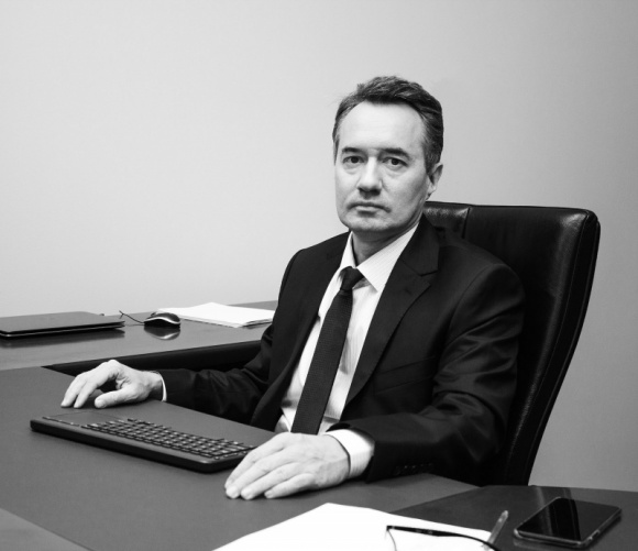 Zmiana sterów w SANPLAST S.A. Robert Dziak nowym prezesem firmy BIZNES, Firma - Firma SANPLAST ma nowego prezesa