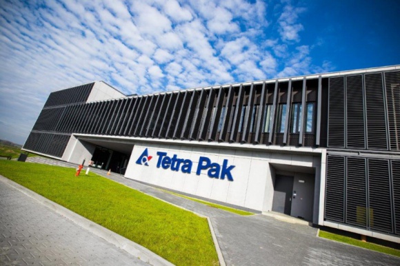 Tetra Pak inwestuje 25 mln euro w światowej klasy centrum produkcji serów BIZNES, Firma - Firma Tetra Pak ogłosiła otwarcie wartego 25 milionów euro centrum oferującego rozwiązania w zakresie produkcji sera z własnym zapleczem sprzedażowym, inżynieryjnym i produkcyjnym.