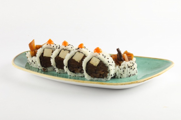 Rekordowa liczba otwarć w KOKU Sushi BIZNES, Firma - Franczyzowa sieć KOKU Sushi mimo pandemicznego przestoju branży gastronomicznej bilansuje pierwszą część roku wyraźnie na plusie.